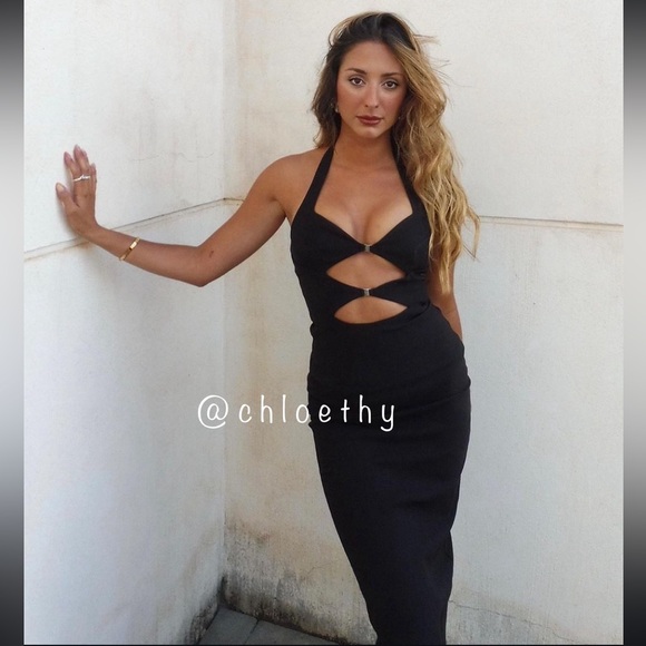 Zara CUT OUT BUCKLED HALTER DRESS - Picture 3 of 13